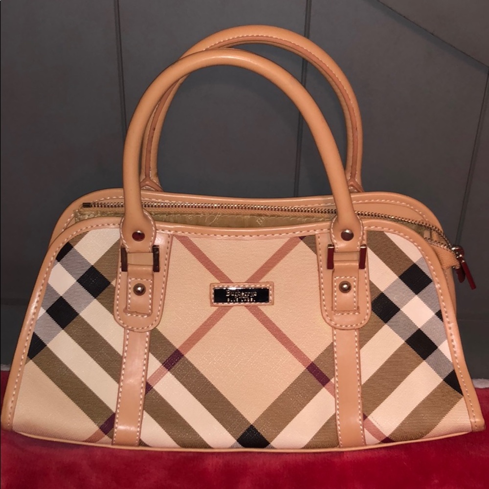 Burberry vintage purse